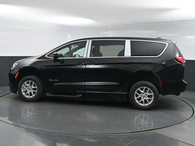 used 2025 Chrysler Pacifica car, priced at $91,149