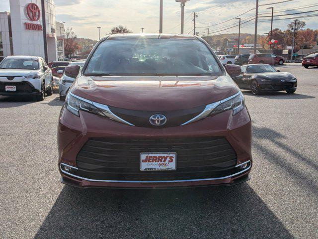 used 2023 Toyota Sienna car, priced at $46,777