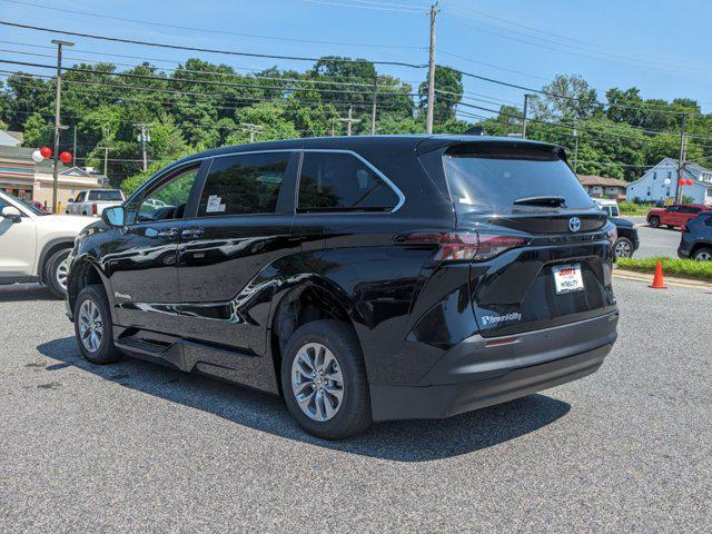 used 2024 Toyota Sienna car, priced at $75,622