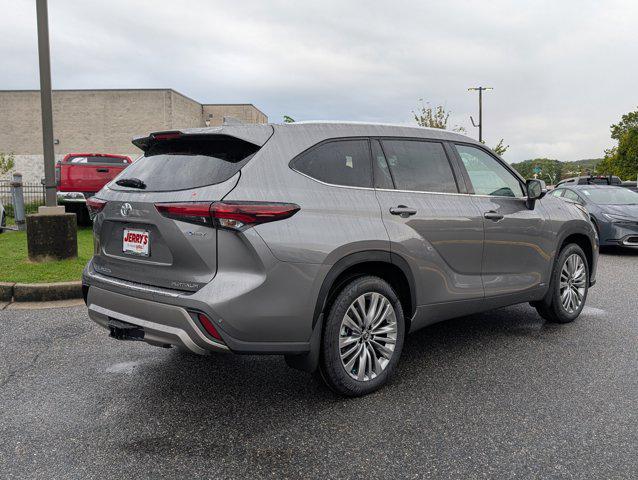 new 2025 Toyota Highlander Hybrid car, priced at $57,777