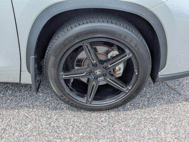 used 2024 Toyota Highlander car, priced at $40,977