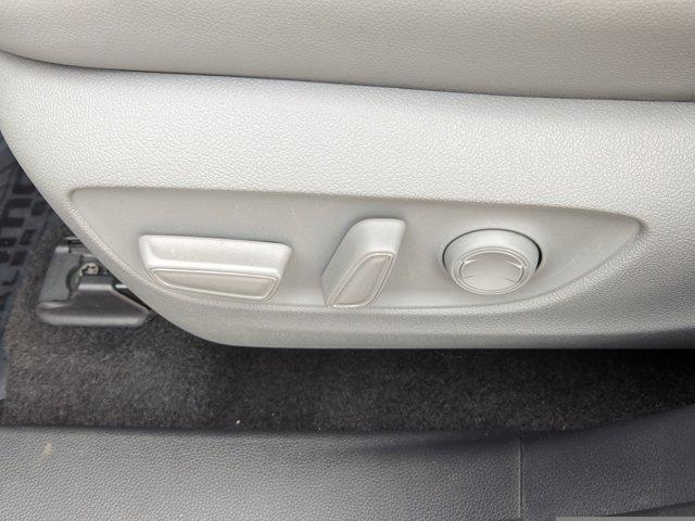 used 2024 Toyota Highlander car, priced at $40,977