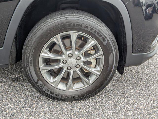 used 2022 Jeep Cherokee car, priced at $23,777