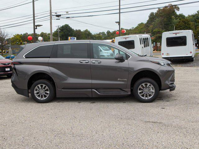 used 2024 Toyota Sienna car, priced at $86,868