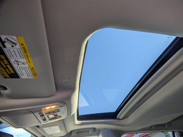 used 2020 Toyota Highlander car, priced at $29,777