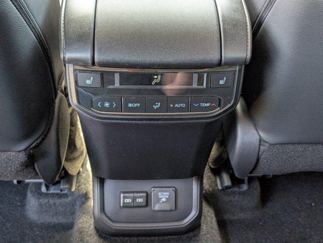 new 2025 Toyota Highlander Hybrid car, priced at $56,977