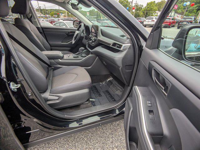 used 2024 Toyota Highlander car, priced at $40,777