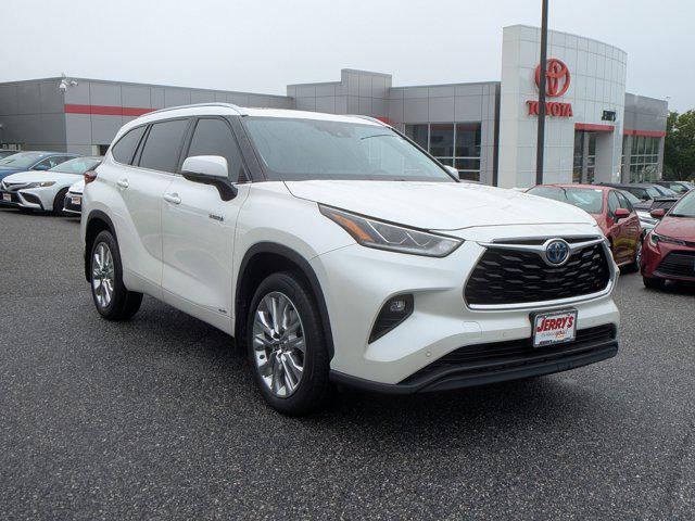 used 2020 Toyota Highlander Hybrid car, priced at $34,477