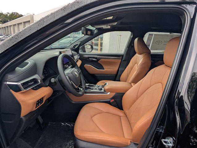 new 2025 Toyota Highlander car, priced at $55,867
