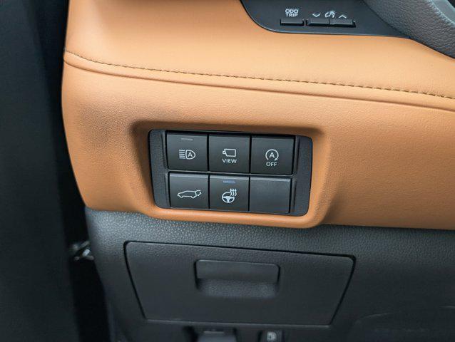 new 2025 Toyota Highlander car, priced at $55,867