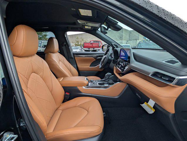 new 2025 Toyota Highlander car, priced at $55,867