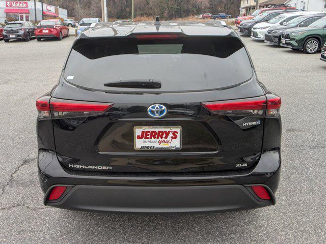 used 2022 Toyota Highlander Hybrid car, priced at $39,588