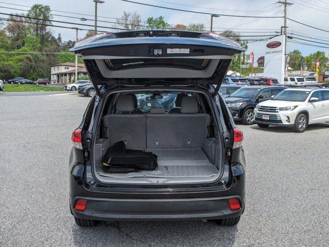 used 2019 Toyota Highlander car, priced at $29,777