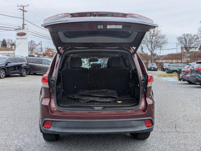 used 2018 Toyota Highlander car, priced at $27,988