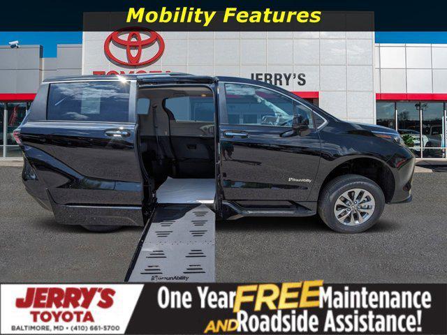 used 2024 Toyota Sienna car, priced at $77,622