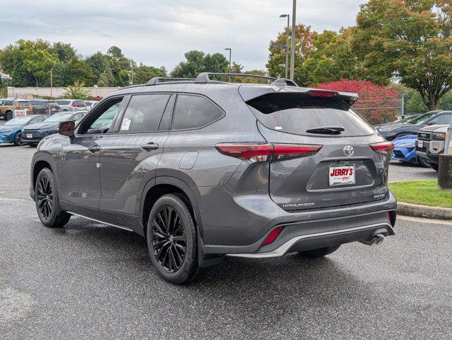 new 2025 Toyota Highlander car, priced at $51,663