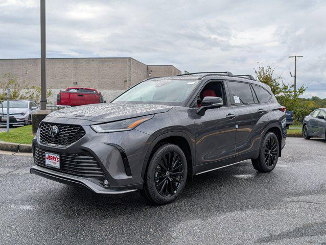 new 2025 Toyota Highlander car, priced at $51,663