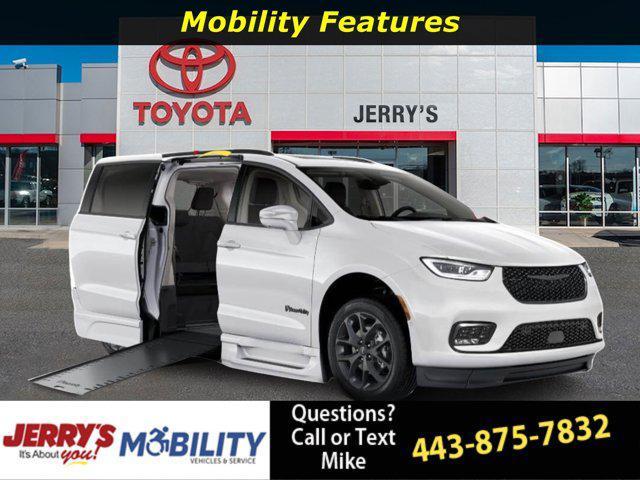 used 2025 Chrysler Pacifica car, priced at $84,449