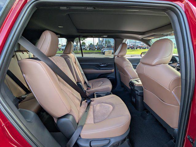 new 2025 Toyota Grand Highlander Hybrid car, priced at $62,843