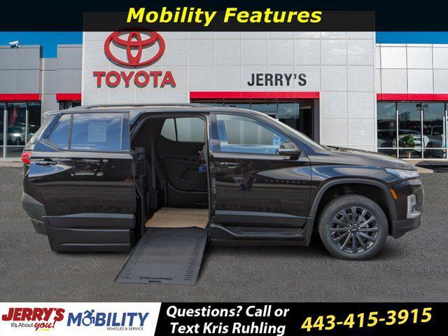 used 2023 Chevrolet Traverse car, priced at $77,999