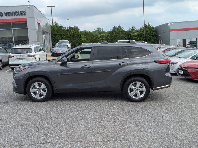 used 2023 Toyota Highlander car, priced at $36,988