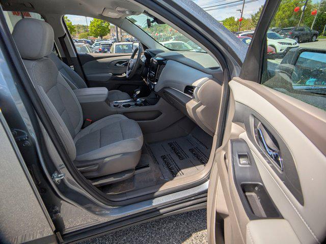 used 2021 Chevrolet Traverse car, priced at $25,988