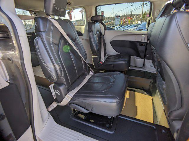 used 2022 Chrysler Pacifica car, priced at $46,988