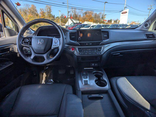 used 2022 Honda Pilot car, priced at $28,988