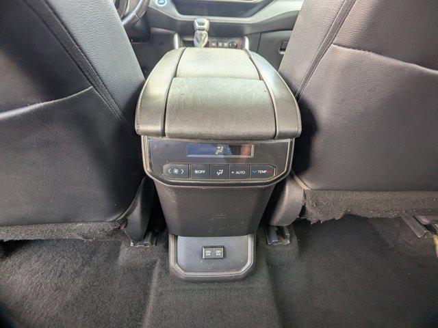 used 2020 Toyota Highlander car, priced at $31,977