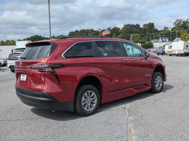 used 2024 Toyota Sienna car, priced at $88,988