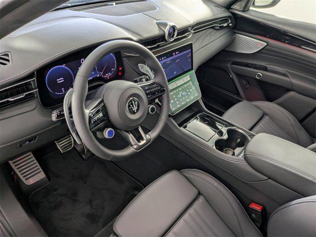 new 2025 Maserati Grecale car, priced at $93,365