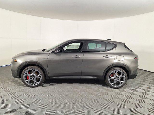 new 2024 Alfa Romeo Tonale car, priced at $50,450