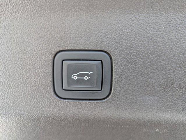 used 2023 GMC Yukon car, priced at $55,378