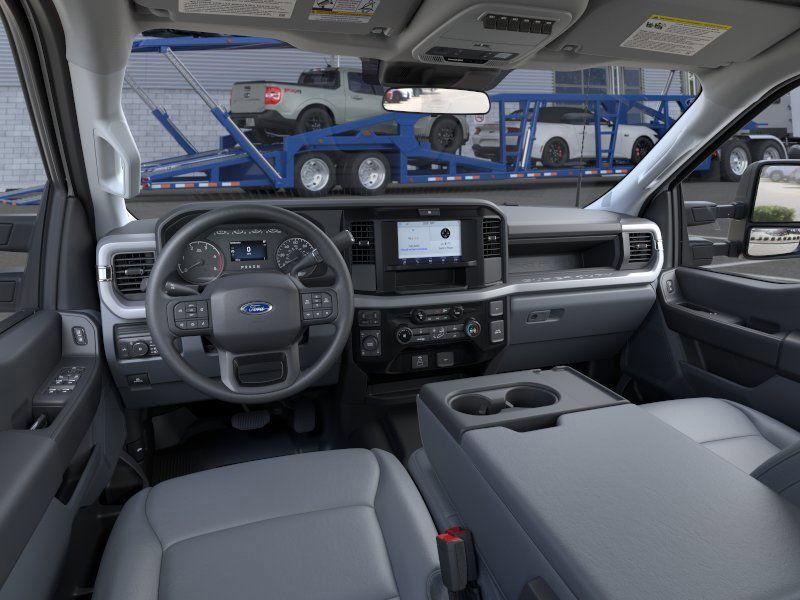 new 2025 Ford F-350 car, priced at $64,354