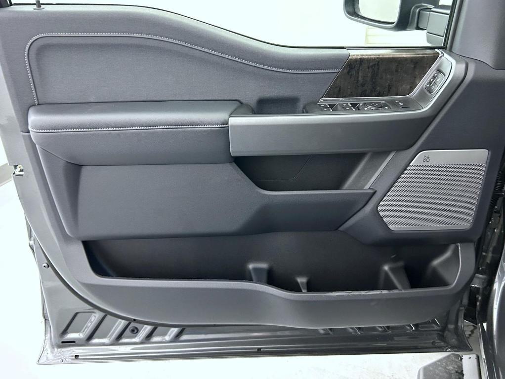 new 2025 Ford F-250 car, priced at $76,524