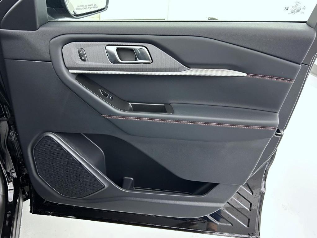 new 2025 Ford Explorer car, priced at $44,137