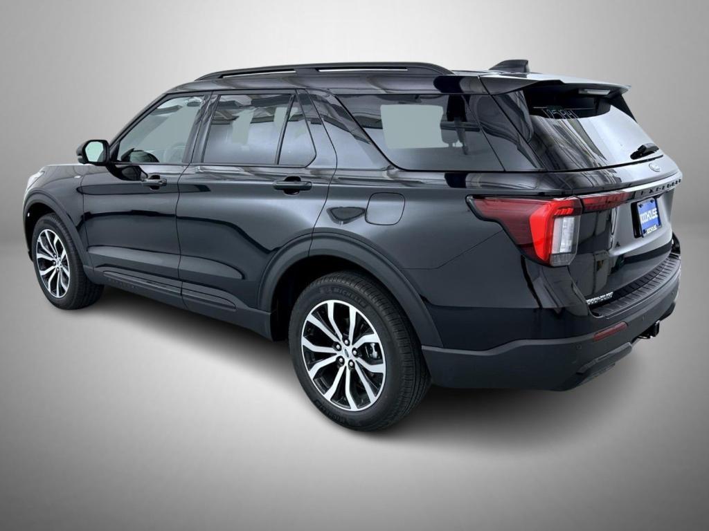 new 2025 Ford Explorer car, priced at $44,137