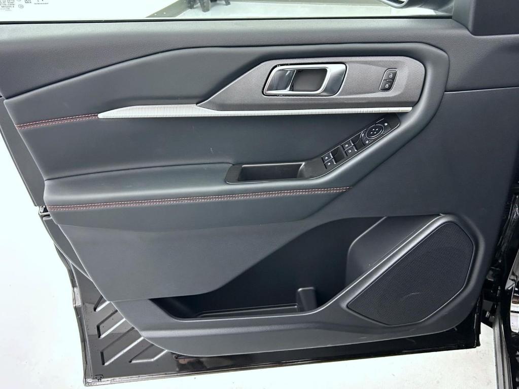 new 2025 Ford Explorer car, priced at $44,137