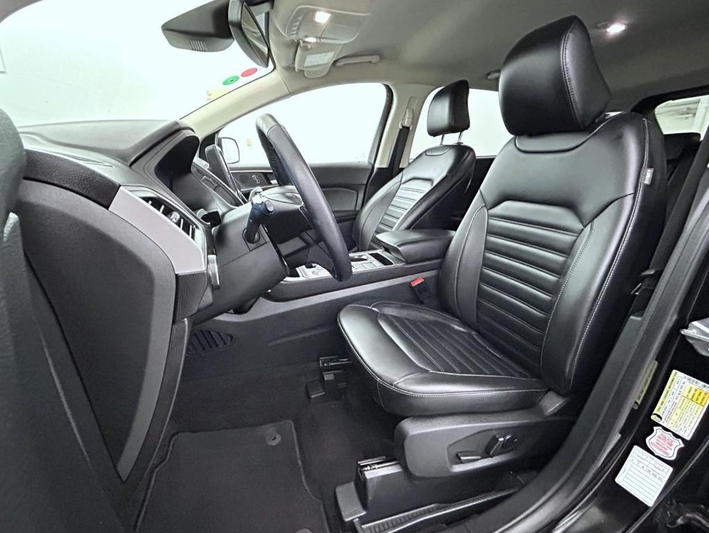 used 2024 Ford Edge car, priced at $27,634