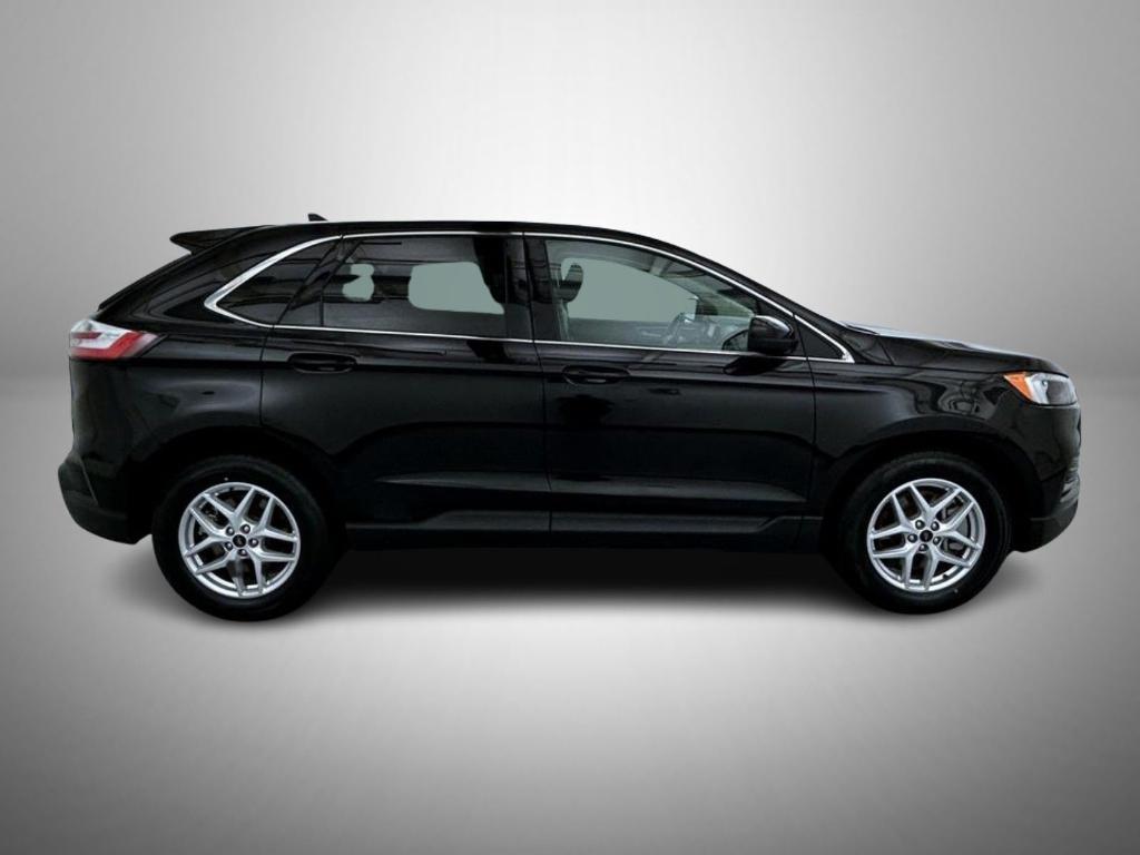 used 2024 Ford Edge car, priced at $27,634