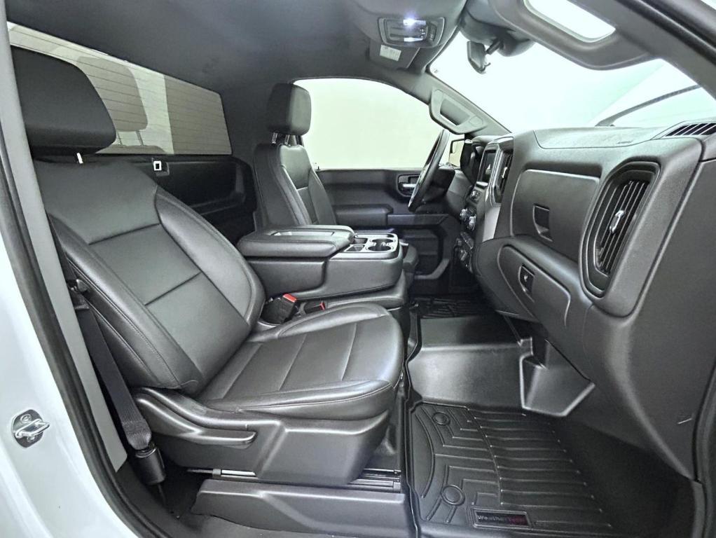 used 2024 Chevrolet Silverado 1500 car, priced at $33,616