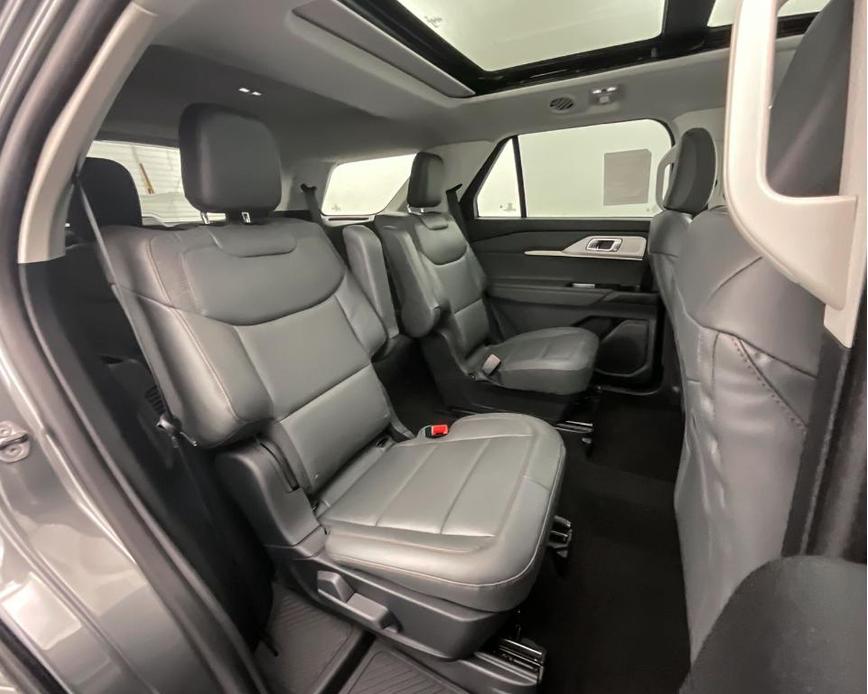 new 2025 Ford Explorer car, priced at $49,099