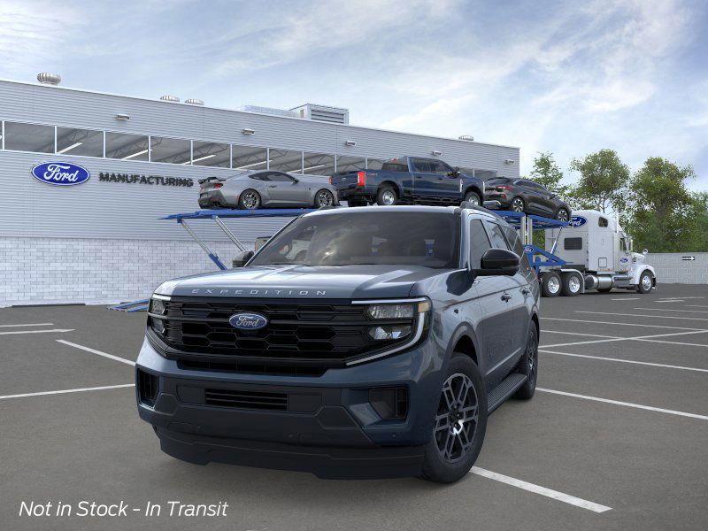 new 2025 Ford Expedition car, priced at $71,315