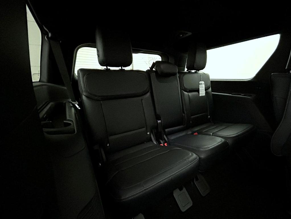 new 2025 Ford Expedition Max car, priced at $82,093