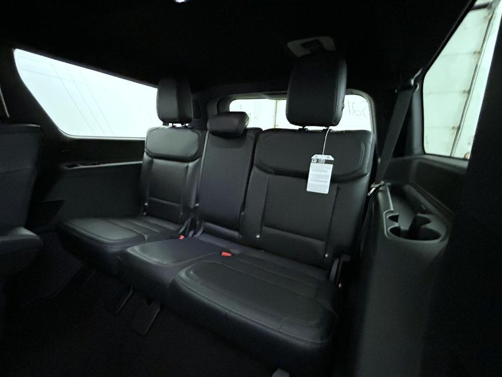 new 2025 Ford Expedition Max car, priced at $82,093