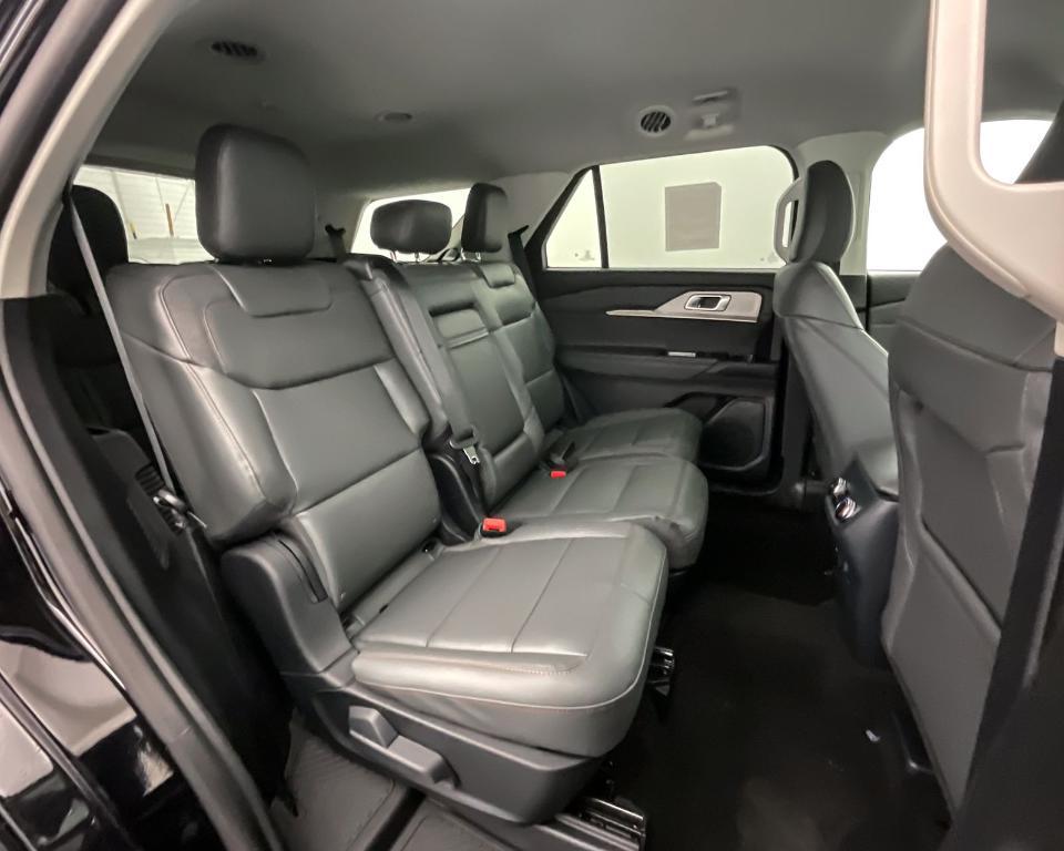 new 2025 Ford Explorer car, priced at $47,484