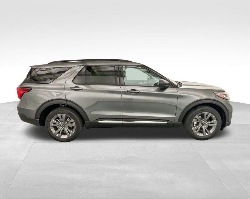 new 2025 Ford Explorer car, priced at $47,404