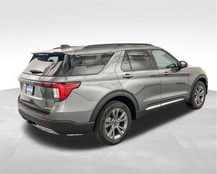 new 2025 Ford Explorer car, priced at $47,404