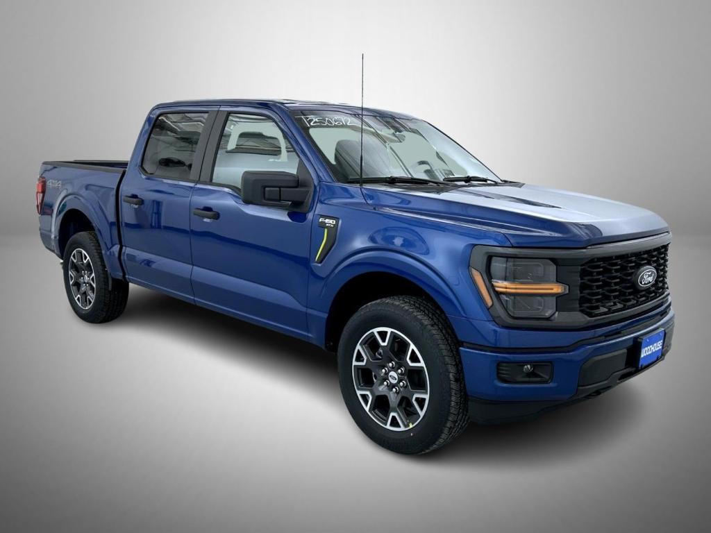 new 2025 Ford F-150 car, priced at $43,560