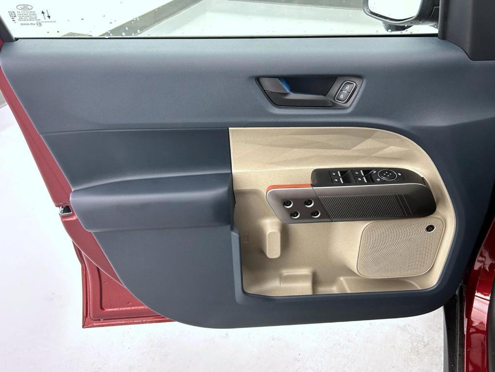 new 2025 Ford Maverick car, priced at $39,254
